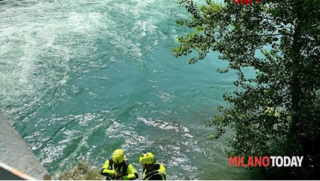 Operaio cade nel fiume dal cavalcavia dell'autostrada: ricerche in corso