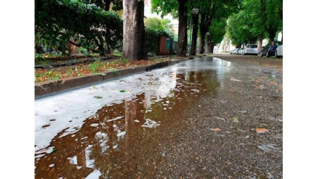 Maltempo in Romagna, nubifragi tra Imola e Ravenna, smottamenti in collina