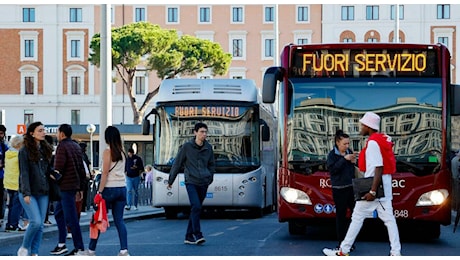 Sciopero mezzi 5 ottobre, stop bus, metro e treni: ecco tutte le città interessate e le fasce garantite a Roma e Napoli. Annullato a Milano