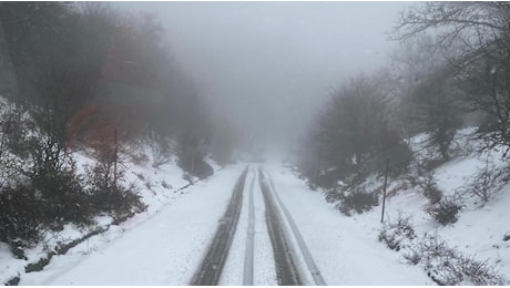 Meteo: Piogge e temporali, nevicate in arrivo. Previste mareggiate