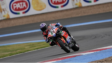 Rinaldi davanti a Petrucci nella FP3 del WorldSBK sul bagnato a Magny-Cours