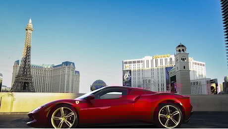 Ferrari, l'utile netto vola a 412 milioni (+17%) grazie a Roma Spider e 296 Gts. La prima elettrica da ottobre 2026