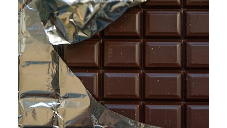 Scopri quanto cioccolato fondente fa bene per abbassare la glicemia e sorprenditi!