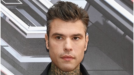 Fedez, nuova fidanzata. Parla Gabriele Parpiglia: “Una storia seria”