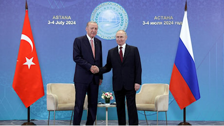 Guerra Russia-Ucraina: Erdogan vede Putin, basi per un accordo di pace. Il Cremlino: non può essere mediatore