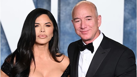 Matrimonio da 600 milioni per Jeff Bezos e Lauren Sanchez sulle nevi di Aspen. Ma lui smentisce