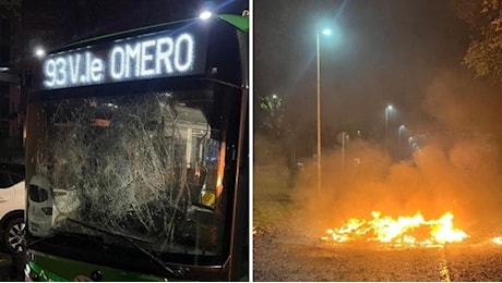 La rivolta del Corvetto dall'inizio: alle 4.04 di domenica notte lo scooter Tmax sbanda, 14 ore dopo i primi scontri tra ragazzi e polizia