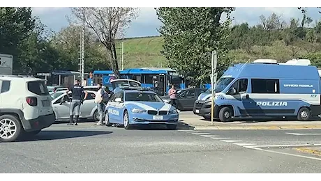 Colleferro. Servizi anti degrado e controlli ad alto impatto interforze a cura di PolStrada, Polizia di Stato e GdF in corso di svolgimento su Via Casilina (altezza Cotral)