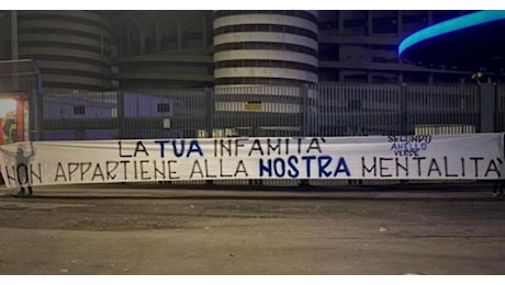 Ultras, dopo il pentimento di Beretta appare lo striscione a San Siro: “Infame”