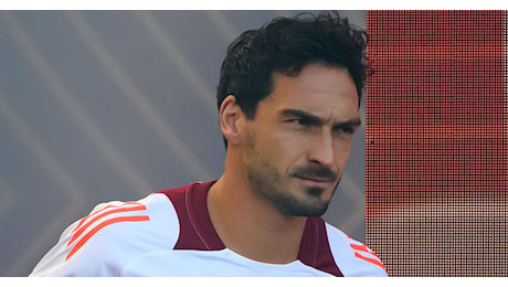 Mats Hummels, frecciata alla Roma: Presto anche le mie foto in campo, credo