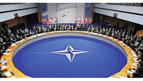 Vertice Nato, 40 mld di € di “aiuti” a Kiev e F-16, Meloni: “Ok designazione di un inviato speciale per il Sud”