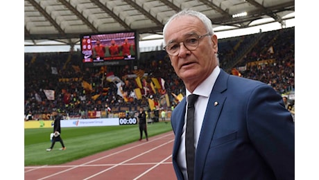 Roma, Ranieri è chiamato a dare una svolta: lo striscione molto diretto ad Ostia (FOTO)