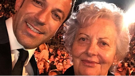 Alessandro Del Piero compie 50 anni, la mamma: «Un regalo? Non posso compragli vestiti, gli preparerò il pasticcio»