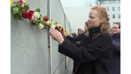 A Berlino cerimonia per i 35 anni dalla caduta del Muro