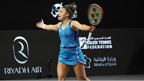 Paolini ko alle Wta Finals, Sabalenka vince coi brividi. Con Zheng l’ultima chance