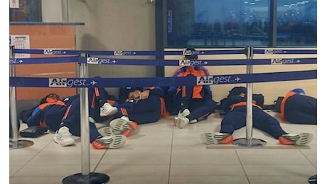 Juventus Next Gen BLOCCATA in aeroporto: cosa è SUCCESSO davvero a Trapani! La RICOSTRUZIONE completa