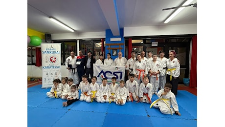 Karate – La KarateKai festeggia 10 anni: un intenso pomeriggio tra studio e socialità