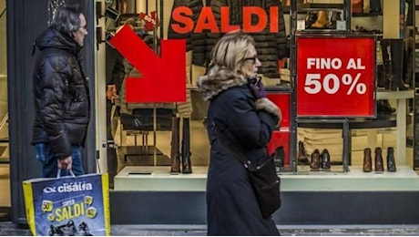 Saldi Bergamo, al via da sabato 4. Previste spese per 124 milioni, ma il 26% non acquisterà nulla