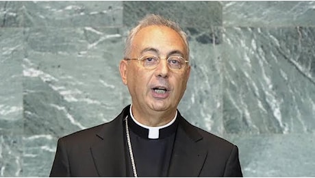 Chi è Dominique Mamberti, il cardinale che ha annunciato il nuovo Papa