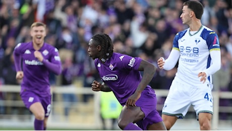 Fiorentina-Verona 3-1, la tripletta di Kean fa volare i viola