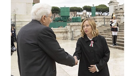 Meloni a pranzo da Mattarella, sul tavolo manovra e dopo-Fitto