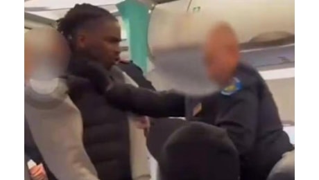 Omeonga prima aggredito dalla polizia e poi denunciato a Fiumicino: è sulla lista nera d’Israele