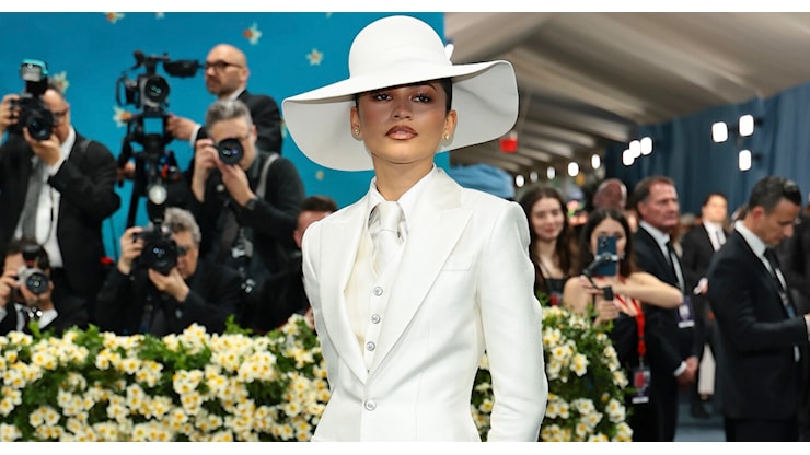 Eccessi (finalmente) in stand-by: il tailoring riporta l’eleganza al Met Gala - pambianconews.com Eccessi (finalmente) in stand-by: il tailoring riporta l’eleganza al Met Gala - pambianconews.com