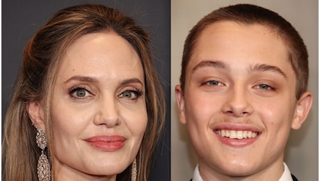 Angelina Jolie e il figlio Knox sul red carpet dopo 3 anni: i sorrisi e l’amore senza Brad Pitt