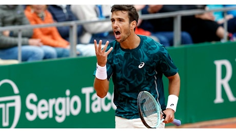 Musetti-De Minaur, Montecarlo 2025: l’azzurro rimonta, la semifinale si decide al terzo set